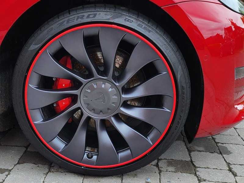 Felgenschutz die Felgen vor Kratzern an Bordsteinkanten schützt